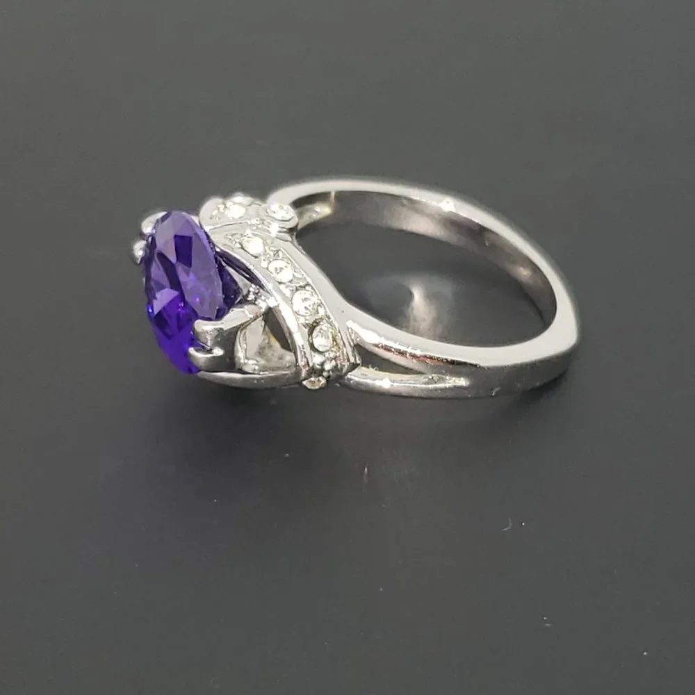 Simulated Amethyst & Rhinestone Silver Tone Ring Size 6 - Picture 3 of 10
